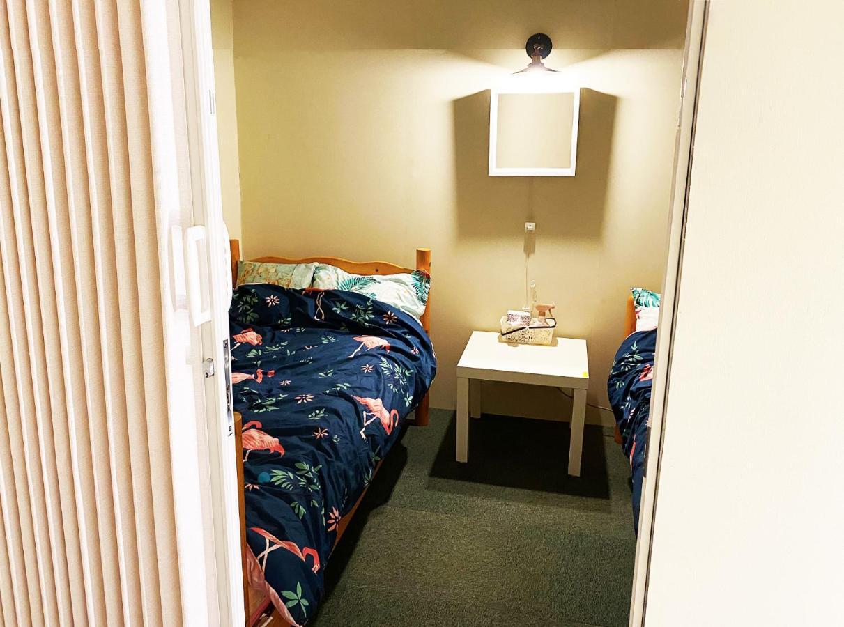 Guesthouse Churayado Ishigakijima Ishigaki  Bagian luar foto