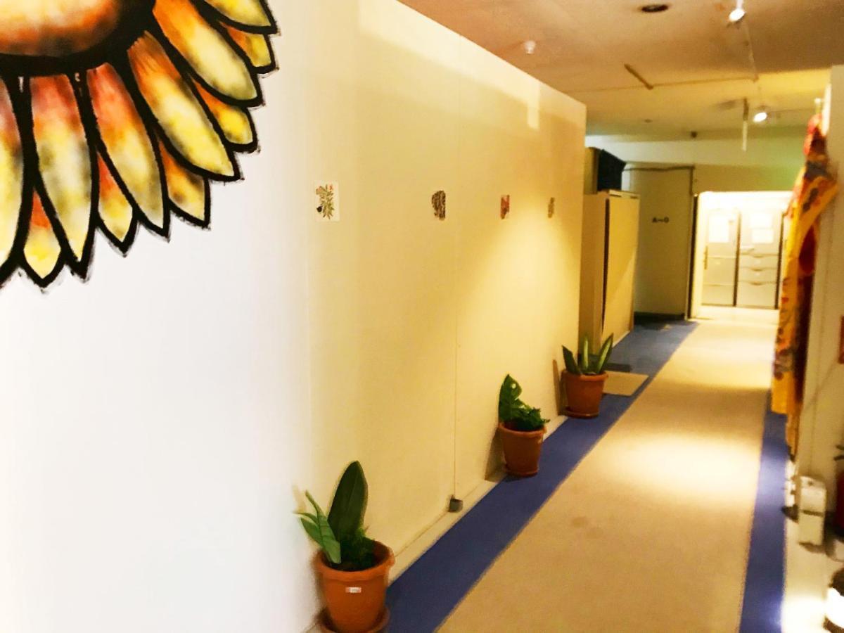 Guesthouse Churayado Ishigakijima Ishigaki  Bagian luar foto